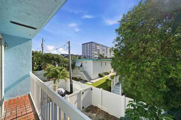 $3,400 | 842 Southeast 19th Avenue, Unit 102, Deerfield Beach, FL 33441