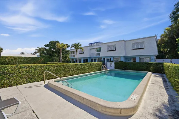 $3,400 | 842 Southeast 19th Avenue, Unit 102, Deerfield Beach, FL 33441