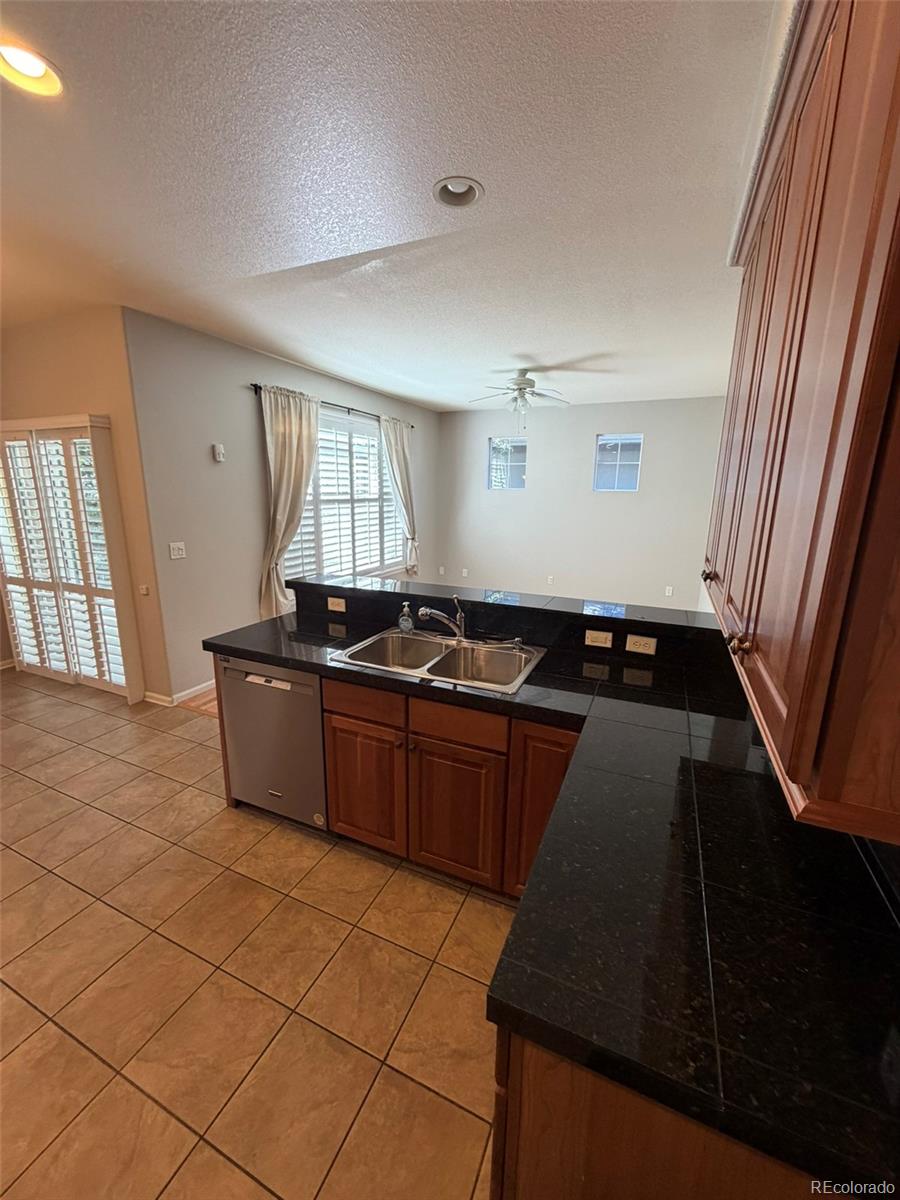 203 Oneida Court Denver, CO 80220 - Photo 7 of 26