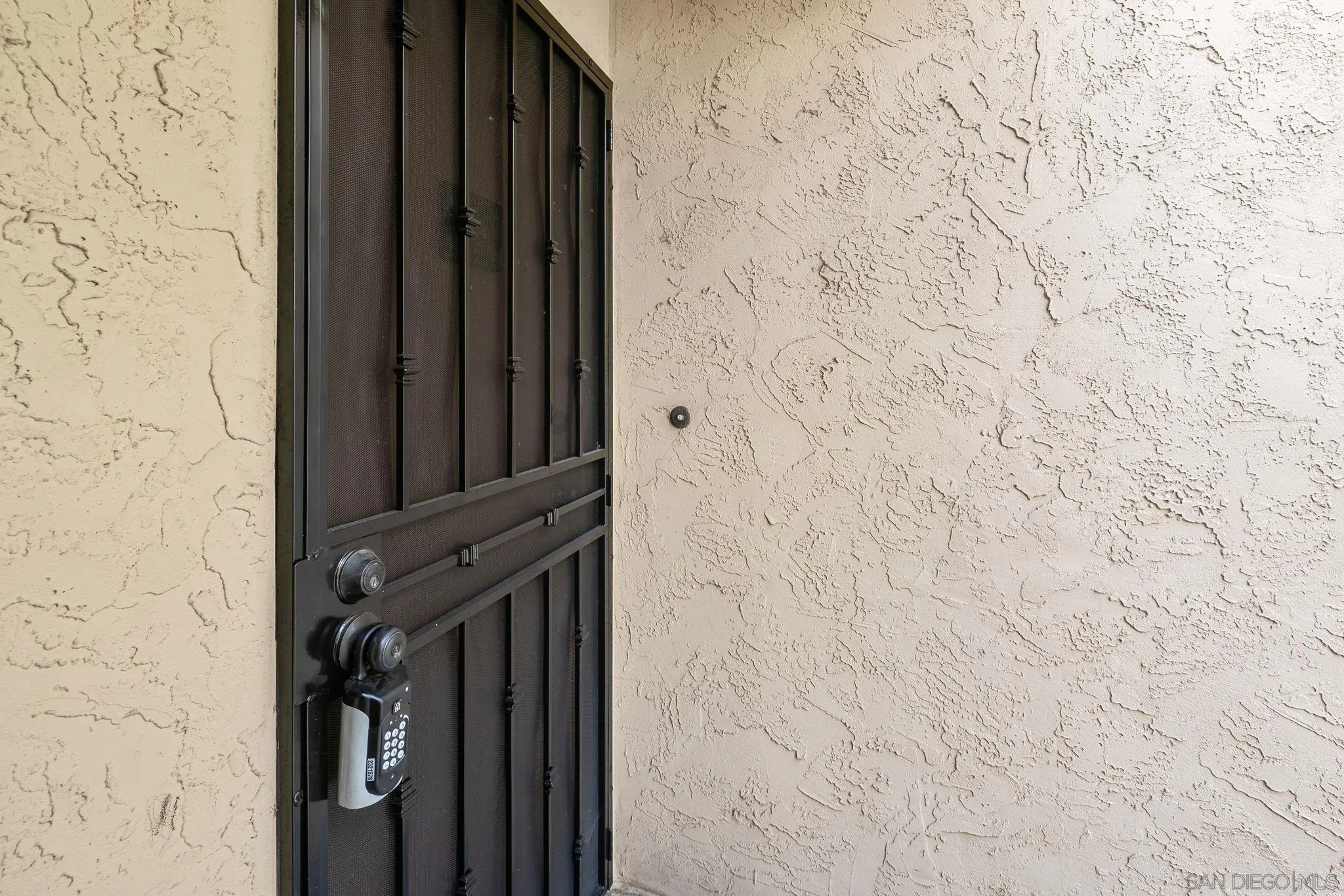 6064 Rancho Mission Road, Unit 454 San Diego, CA 92108 - Photo 3 of 35
