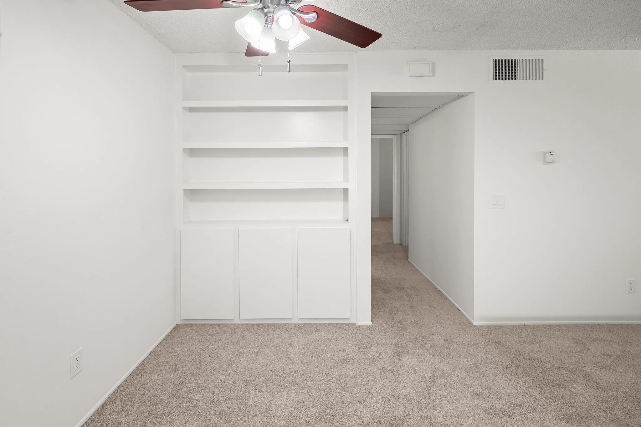 6064 Rancho Mission Road, Unit 454 San Diego, CA 92108 - Photo 8 of 35