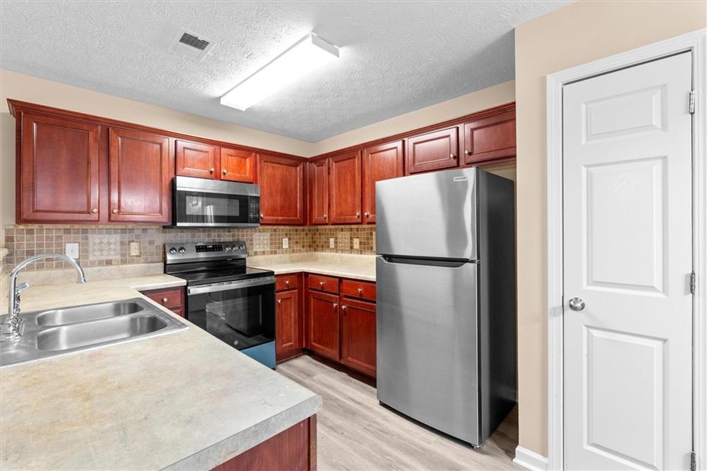 138 Alton Circle Villa Rica, GA 30180 - Photo 14 of 37