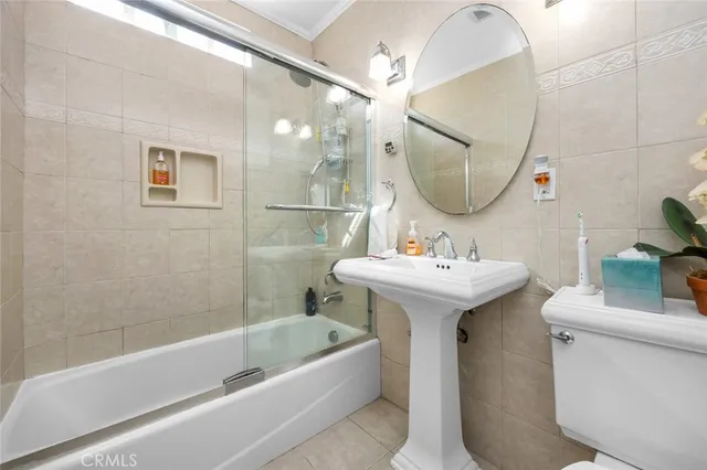 $925,000 | 5503 Sunfield Avenue, Lakewood, CA 90712