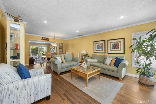 $925,000 | 5503 Sunfield Avenue, Lakewood, CA 90712