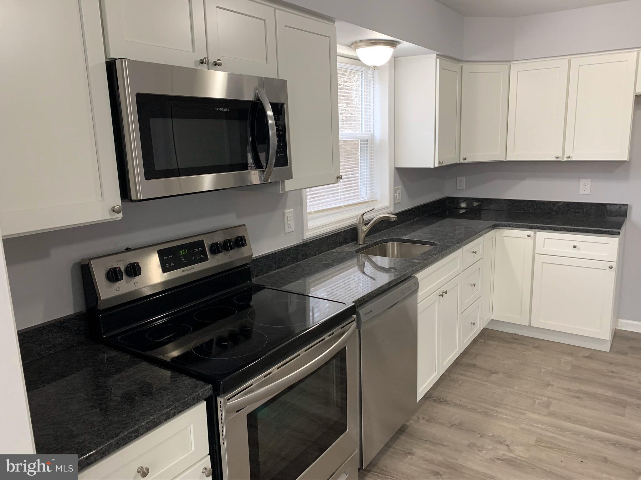 640 Ackley Road Newport, NJ 08345 - Photo 3 of 31