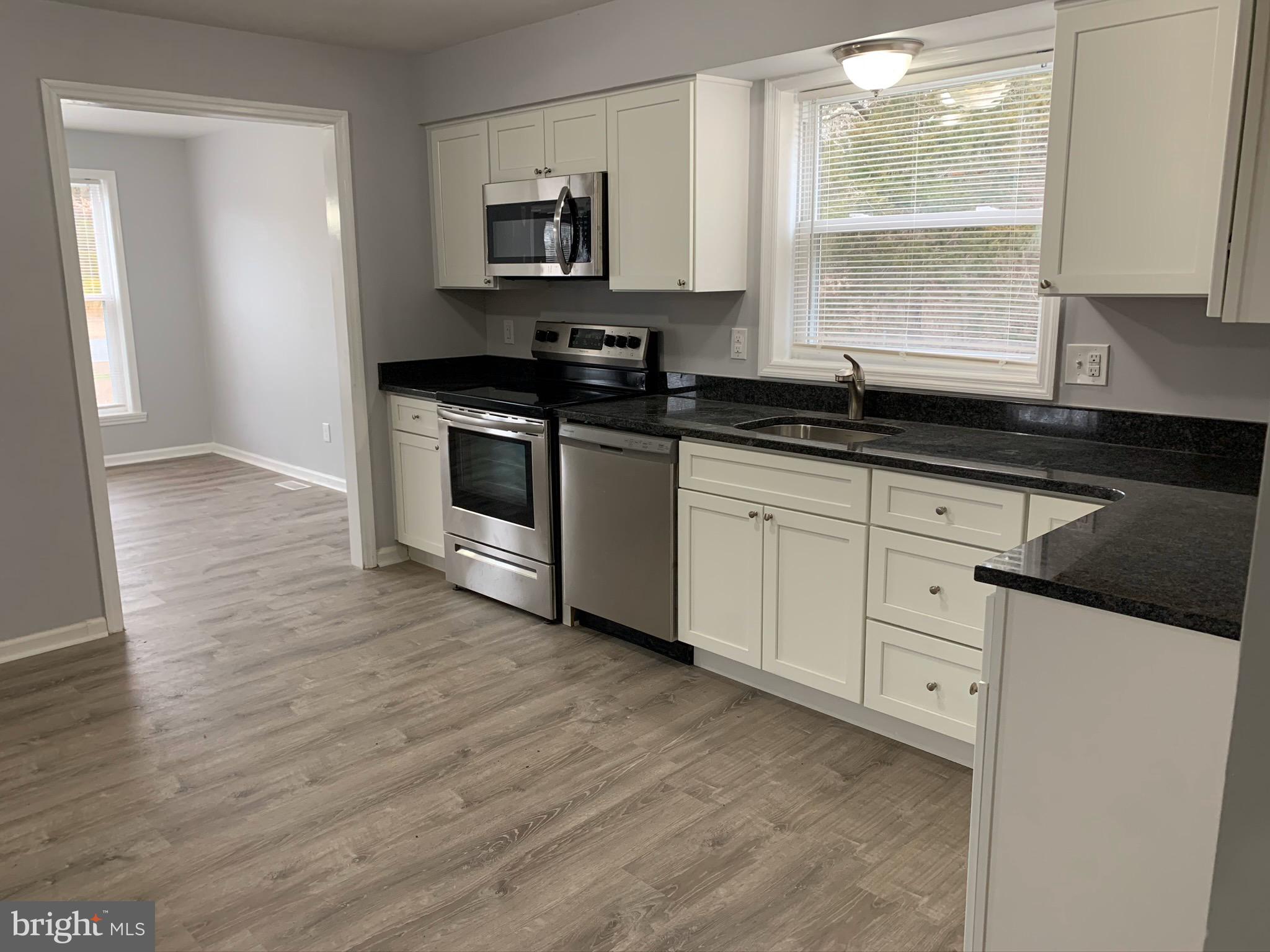 640 Ackley Road Newport, NJ 08345 - Photo 4 of 31