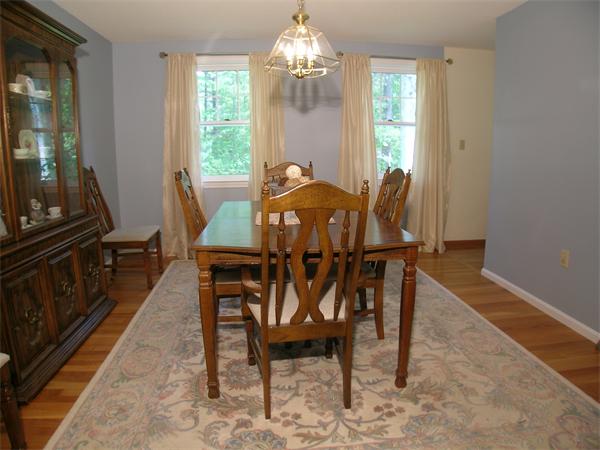 64 R Patten Road Westford, MA 01886 - Photo 5 of 23 Gallery Image 5