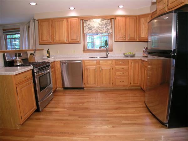 64 R Patten Road Westford, MA 01886 - Photo 6 of 23 Gallery Image 6
