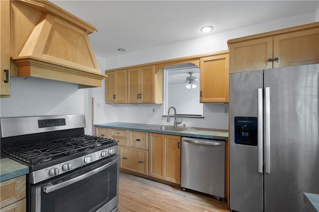 112 Johnston Road Pittsburgh, PA 15241 - Photo 5 of 25 Gallery Image 5