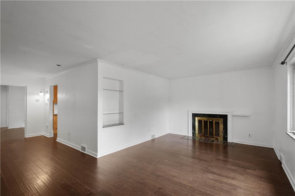 112 Johnston Road Pittsburgh, PA 15241 - Photo 7 of 25 Gallery Image 7