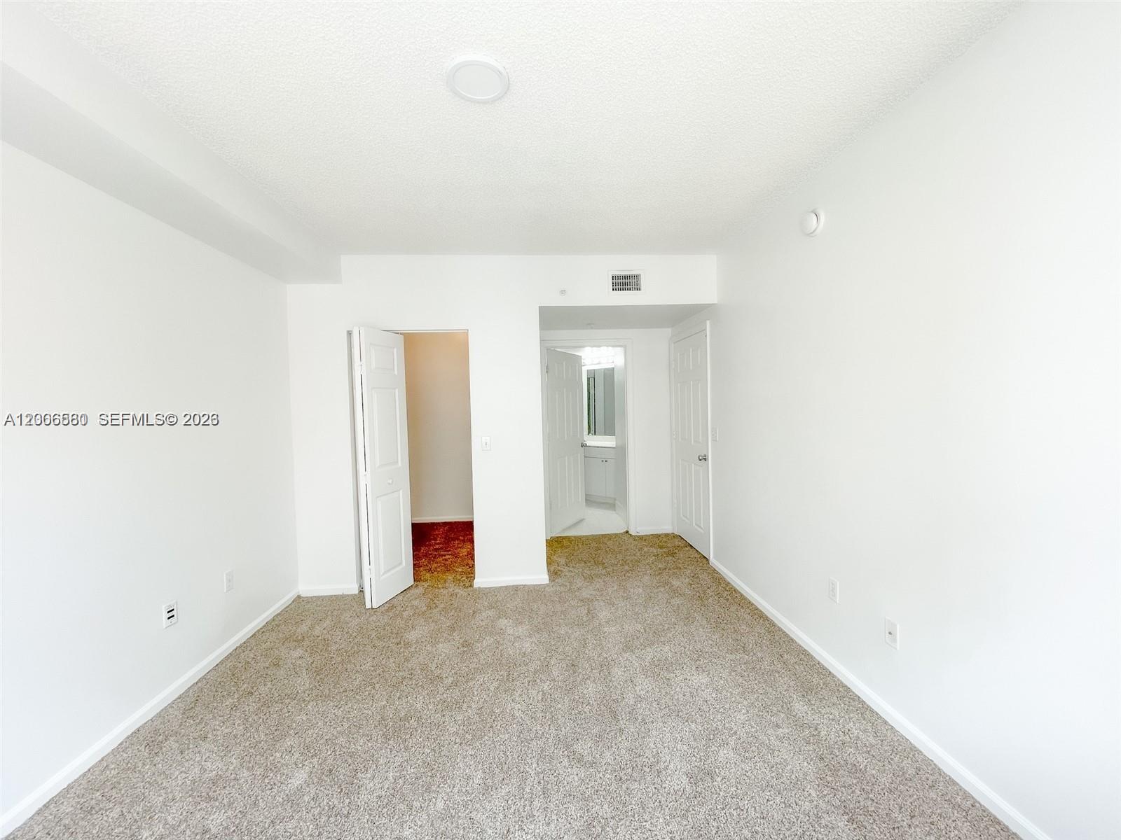 17150 North Bay Road, Unit 2602 Sunny Isles Beach, FL 33160 - Photo 19 of 27 a view of an empty room