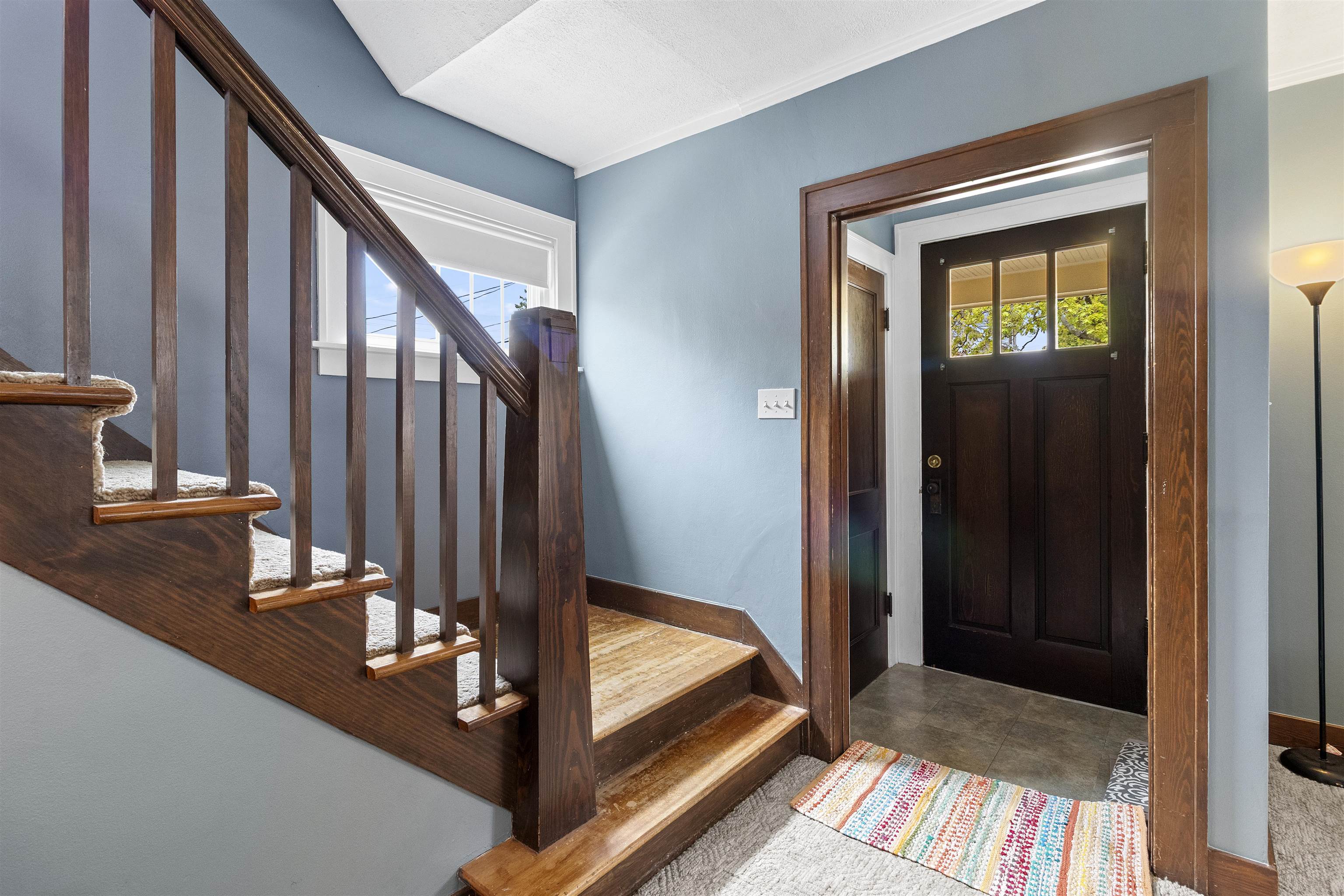 1311 Manila Street Manitowoc, WI 54220 - Photo 15 of 27