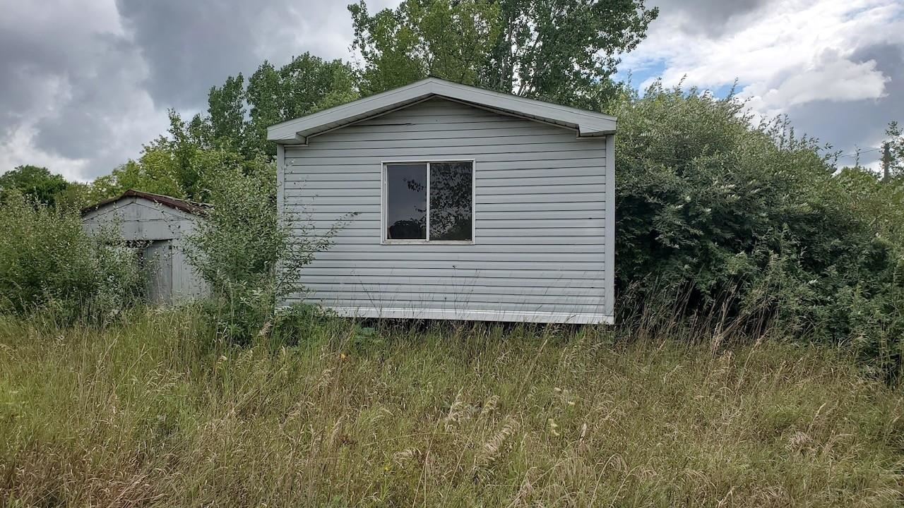 2791 East Remick Road Shepherd, MI 48883 - Photo 8 of 12