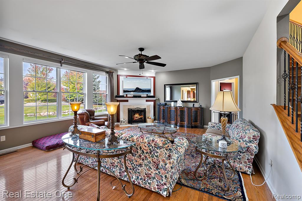 584 Bedlington Drive Rochester Hills, MI 48307 - Photo 14 of 34