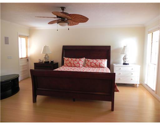 3 Middle Road Stuart, FL 34996 - Photo 16 of 25 Gallery Image 16