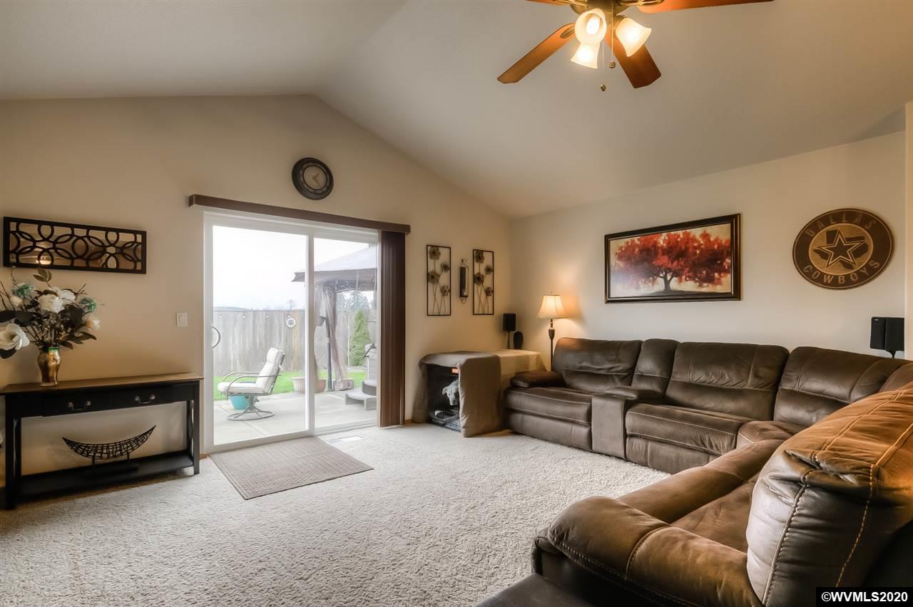 536 East Elm Loop Gervais, OR 97026 - Photo 7 of 33 Gallery Image 7