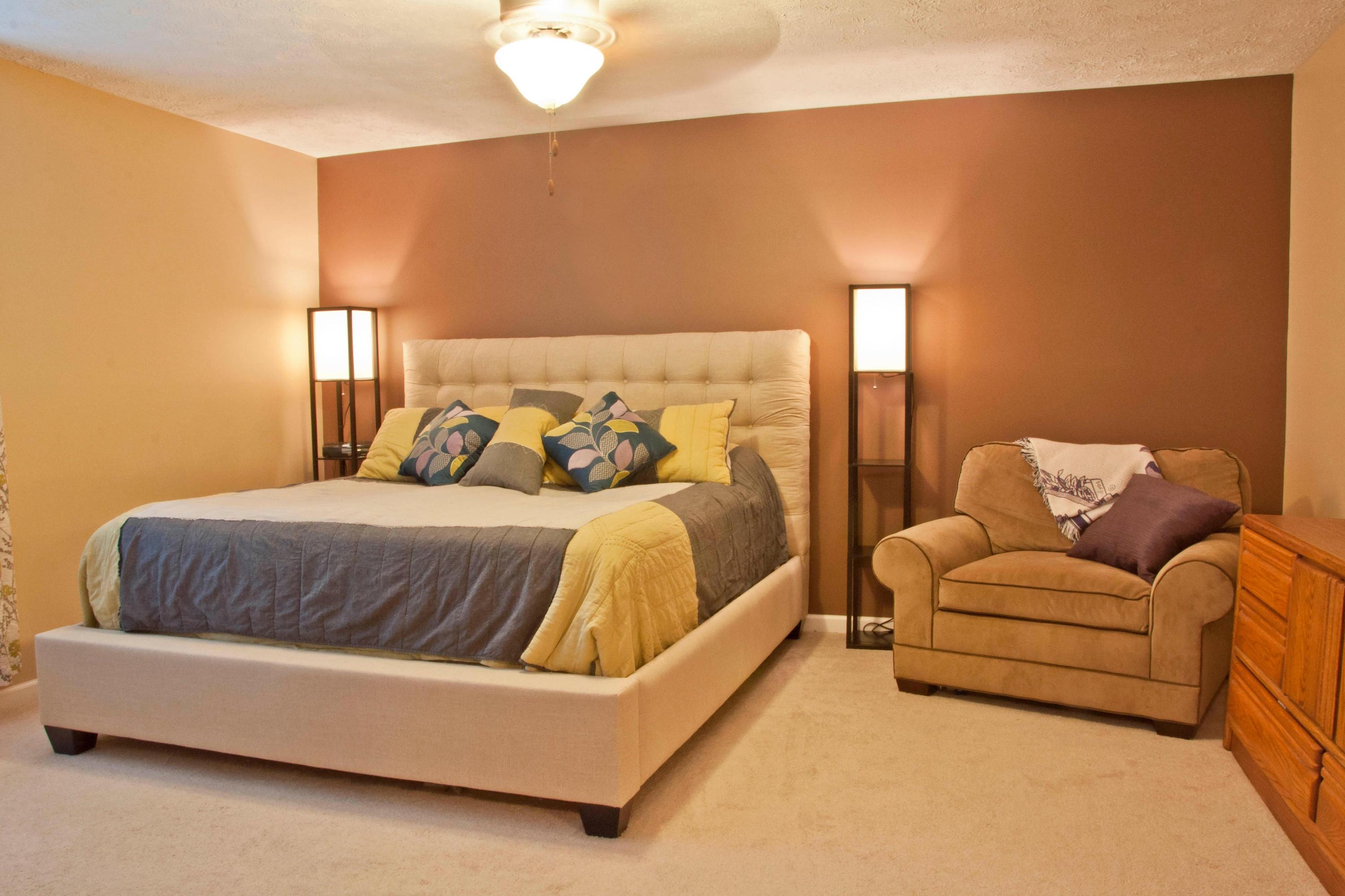 3909 Abercorn Road, Unit 8 Knoxville, TN 37921 - Photo 14 of 20 Master Bedroom
