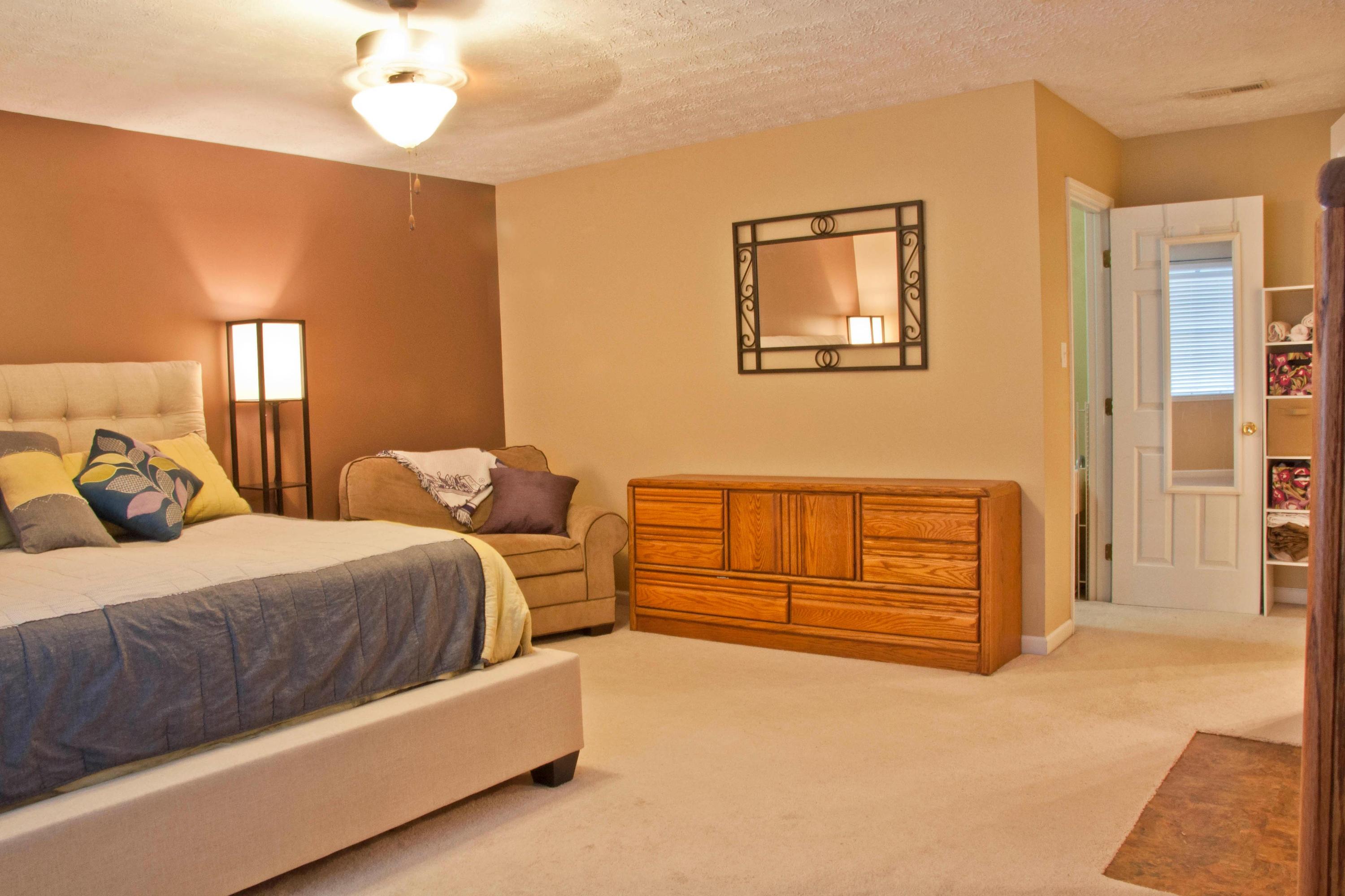 3909 Abercorn Road, Unit 8 Knoxville, TN 37921 - Photo 15 of 20 Master Bedroom