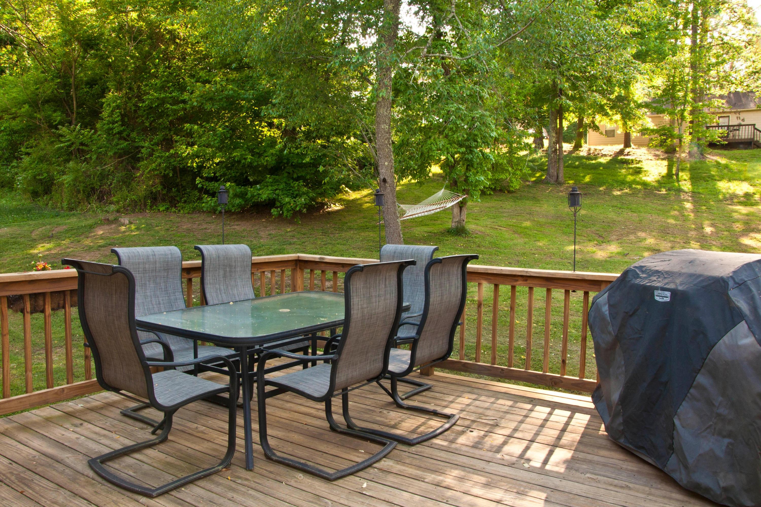 3909 Abercorn Road, Unit 8 Knoxville, TN 37921 - Photo 18 of 20 Deck