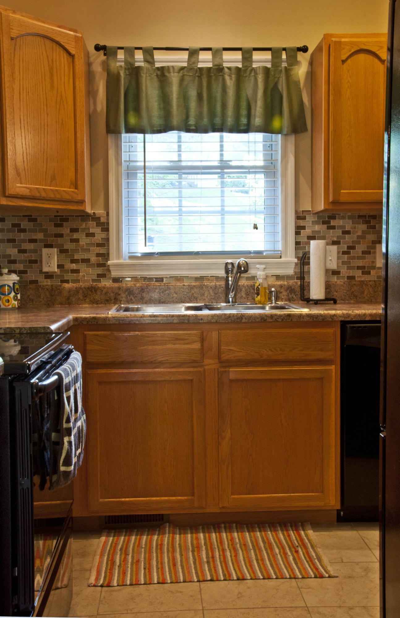 3909 Abercorn Road, Unit 8 Knoxville, TN 37921 - Photo 8 of 20 Kitchen