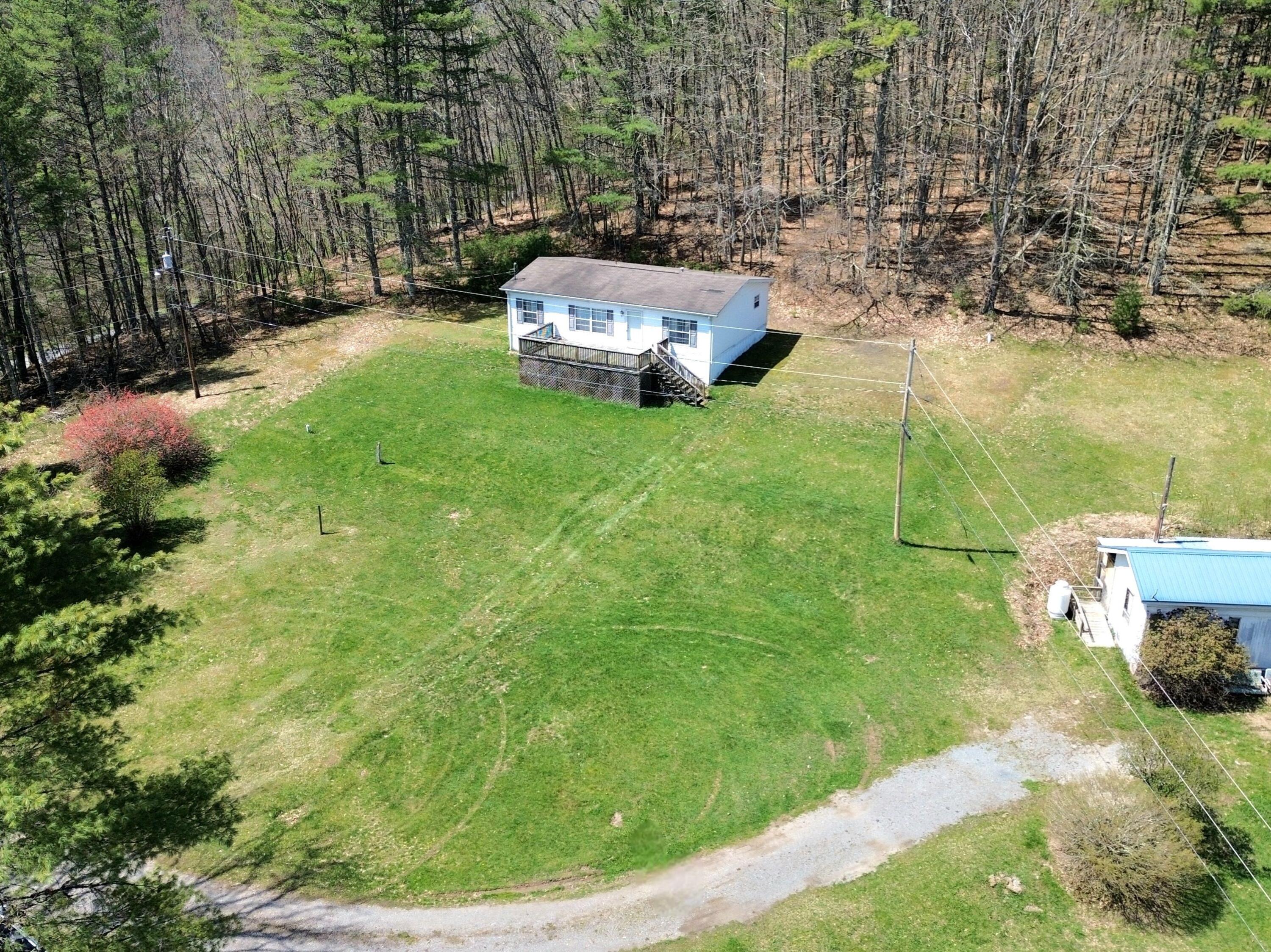 488 Hill Country Road Dunmore, WV 24934 - Photo 7 of 40 Gallery Image 7