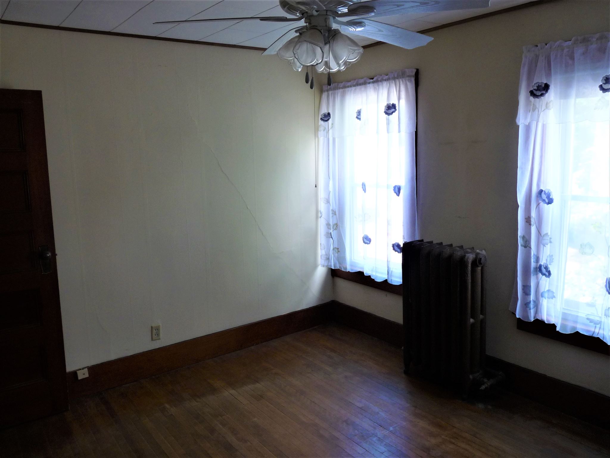 88 Crescent Street Rutland, VT 05701 - Photo 29 of 40