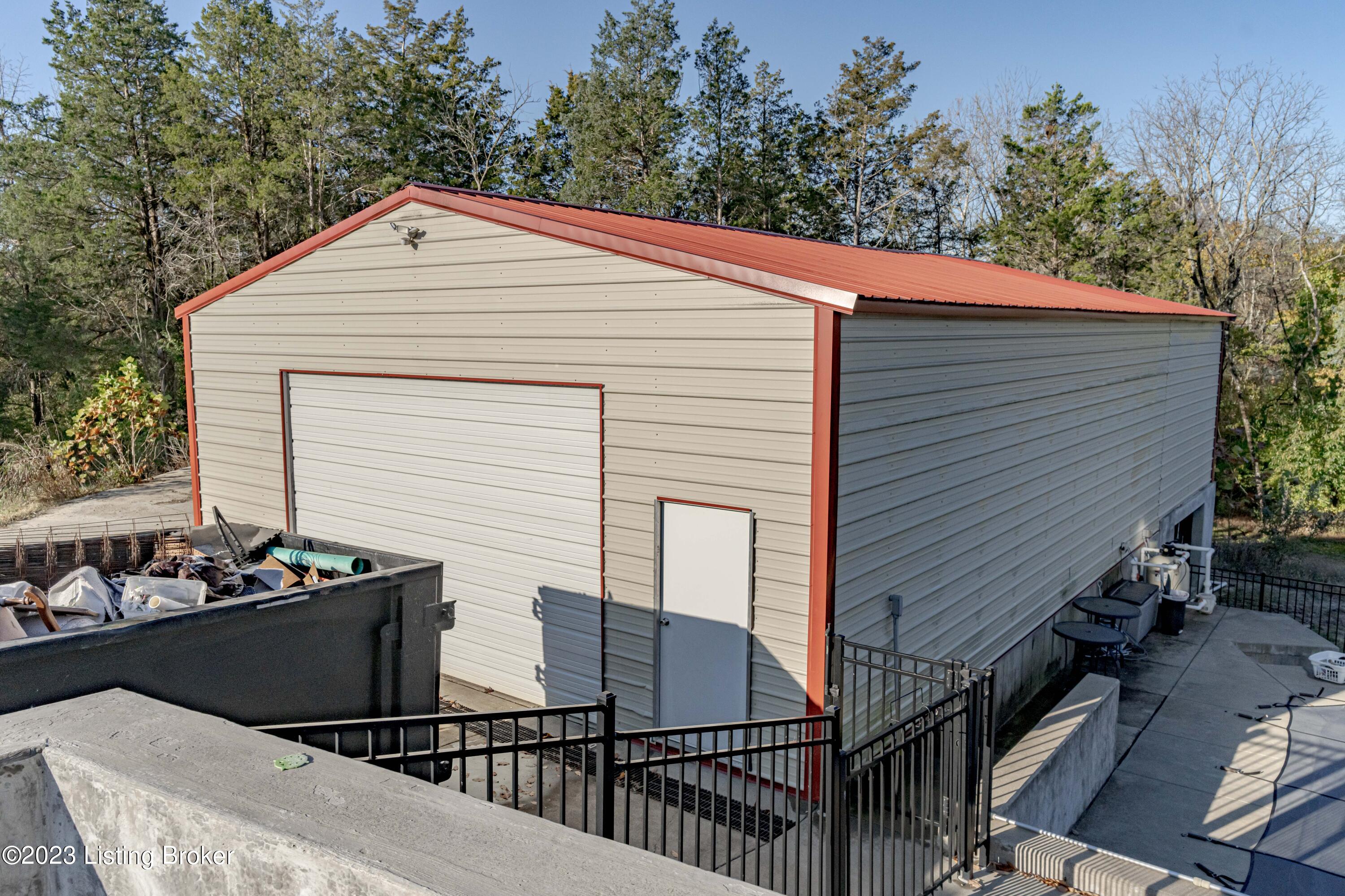 7110 Colton Road Crestwood, KY 40014 - Photo 72 of 95 DSC06573