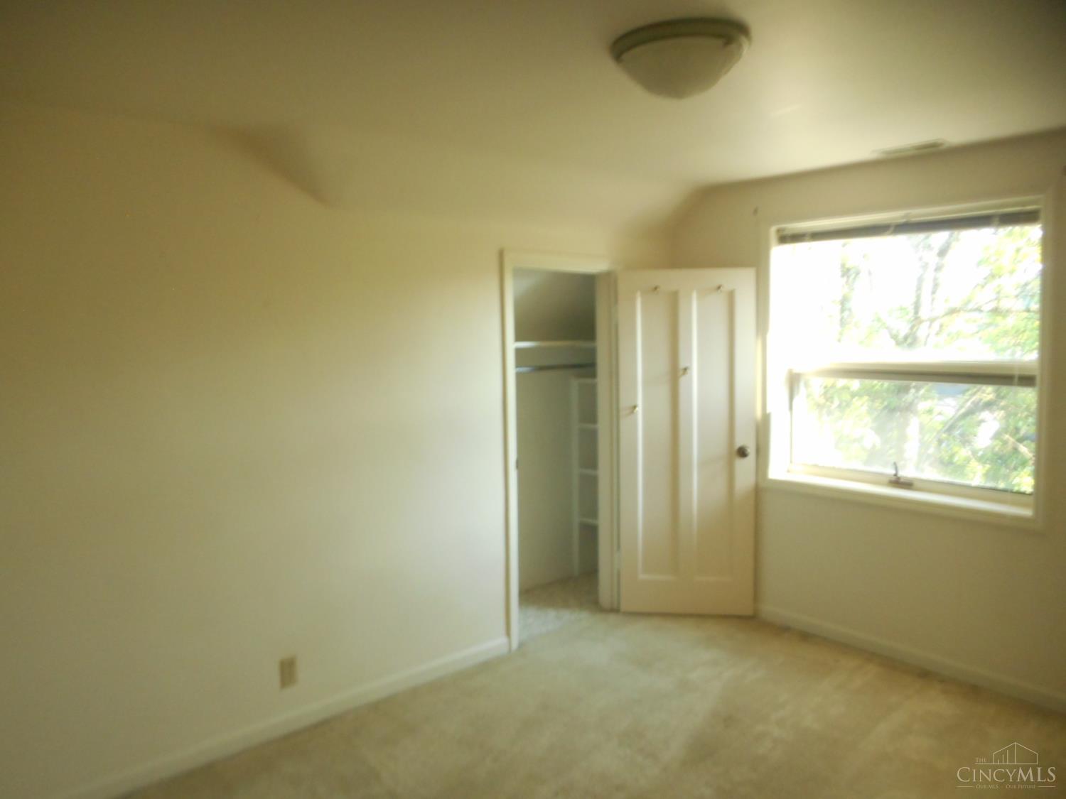 7146 Althaus Road Cincinnati, OH 45247 - Photo 14 of 23 Gallery Image 14