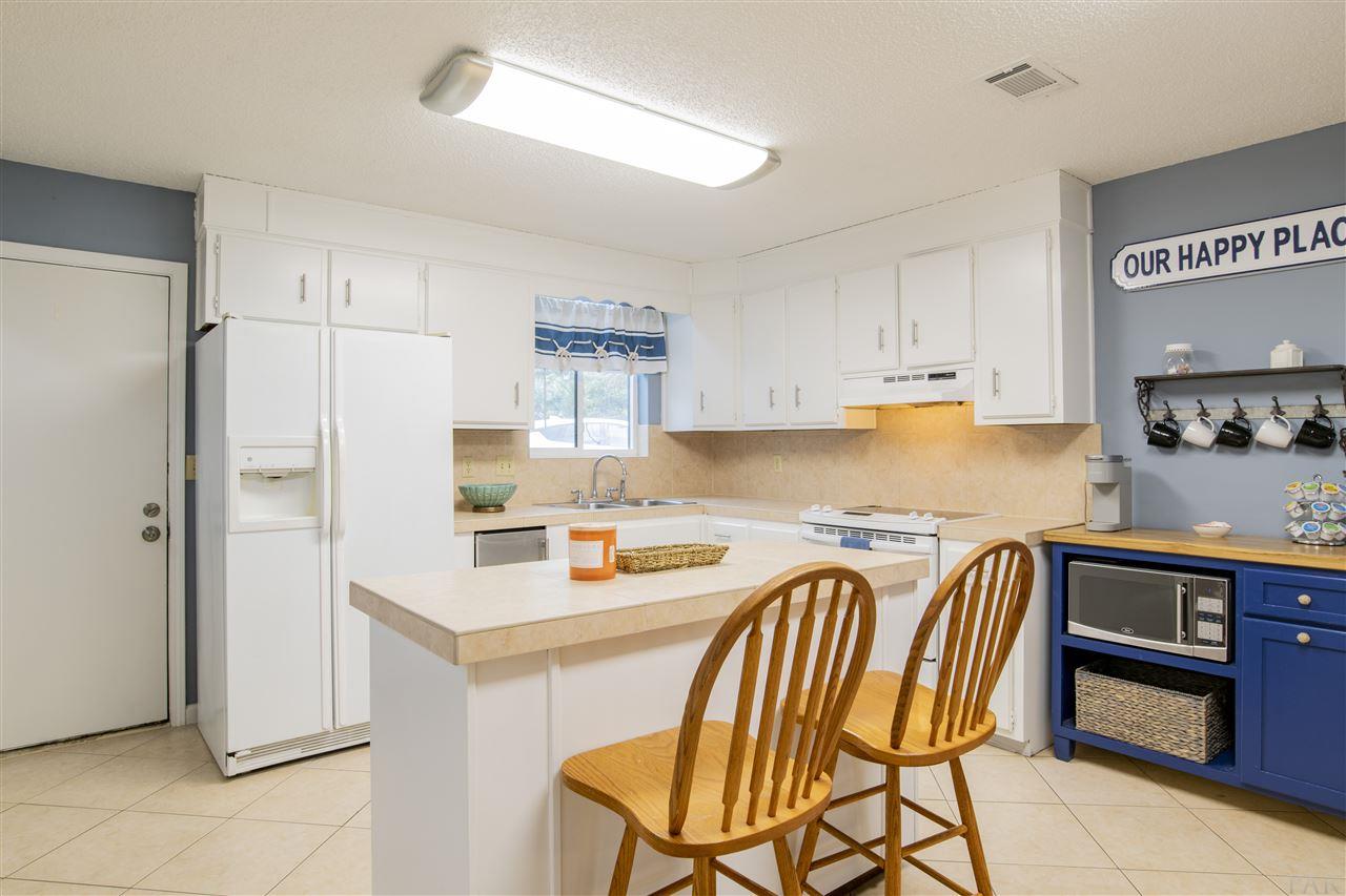 15005 Innerarity Point Road Pensacola, FL 32507 - Photo 12 of 28 Gallery Image 12