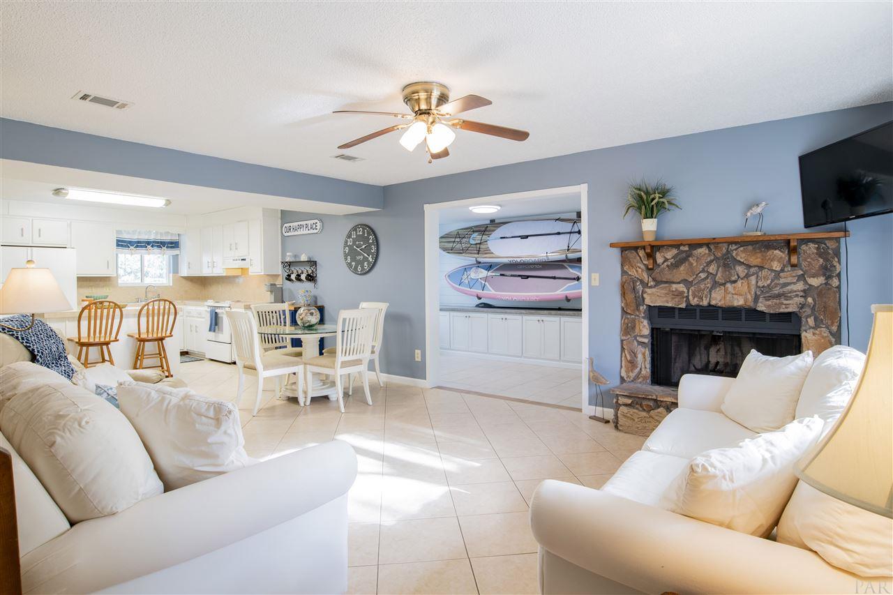 15005 Innerarity Point Road Pensacola, FL 32507 - Photo 17 of 28 Gallery Image 17