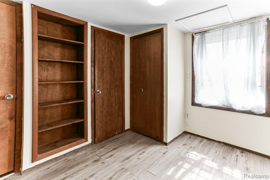 23863 Middlebelt Road Farmington Hills, MI 48336 - Photo 14 of 22