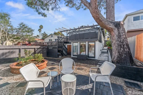 $1,198,000 | 300 Klamath Street, Brisbane, CA 94005