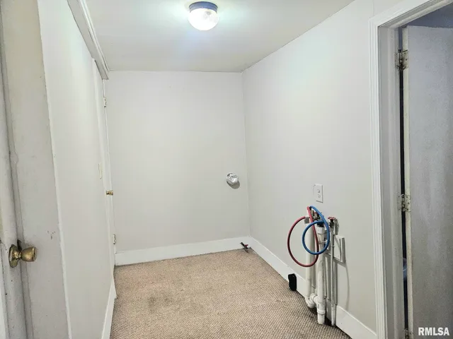 $79,500 | 1110 East 10th Street, Muscatine, IA 52761