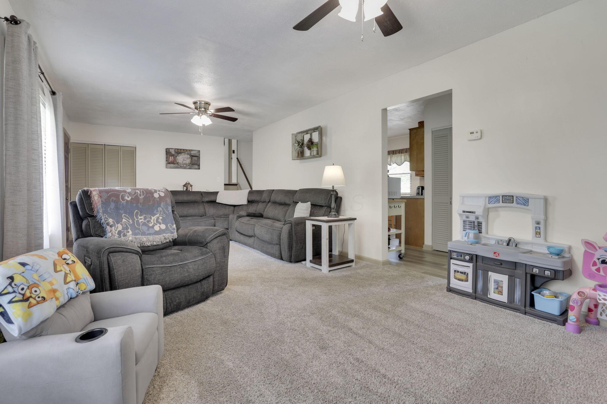13822 Refugee Road Southwest Pataskala, OH 43062 - Photo 11 of 44 13-web-or-mls-0N4A9144