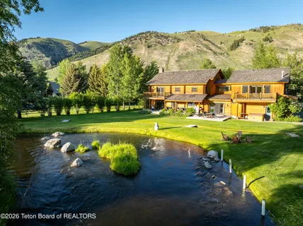 $10,250,000 | 3755 Trail Drive, Jackson, WY 83001
