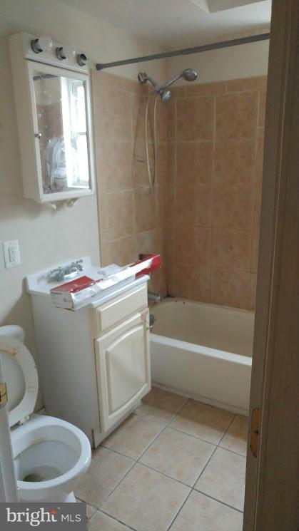 4732 Benning Road Southeast, Unit 302 Washington, DC 20019 - Photo 13 of 18 Bath