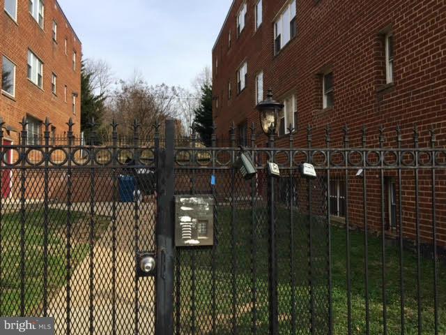 4732 Benning Road Southeast, Unit 302 Washington, DC 20019 - Photo 16 of 18 Exterior (General)