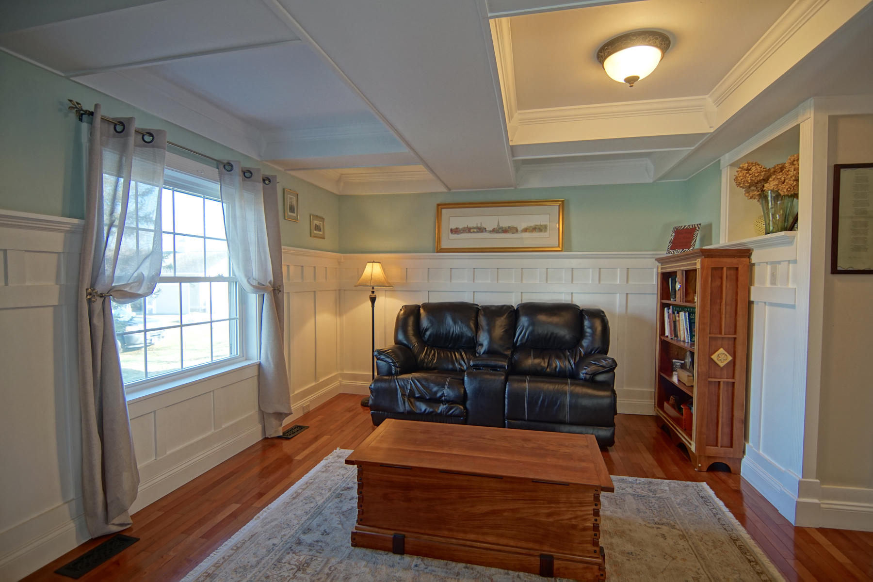 4 Spring Lane Eliot, ME 03903 - Photo 17 of 40 Sitting area off large mudroom