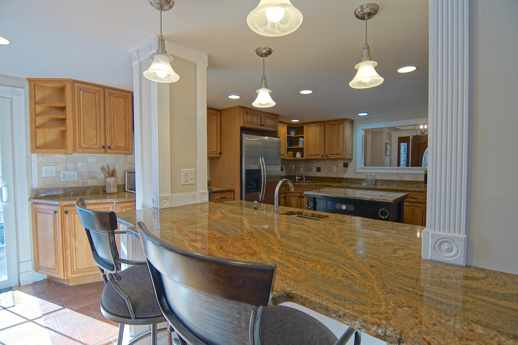 4 Spring Lane Eliot, ME 03903 - Photo 6 of 40 Breakfast bar