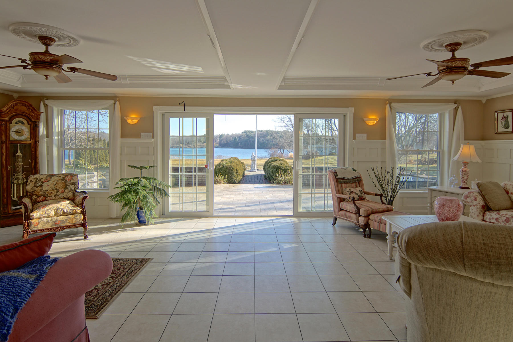 4 Spring Lane Eliot, ME 03903 - Photo 8 of 40 Waterfront living inside and out