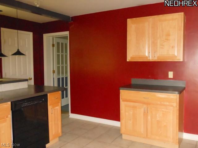 3632 Cummings Road Cleveland, OH 44118 - Photo 8 of 25