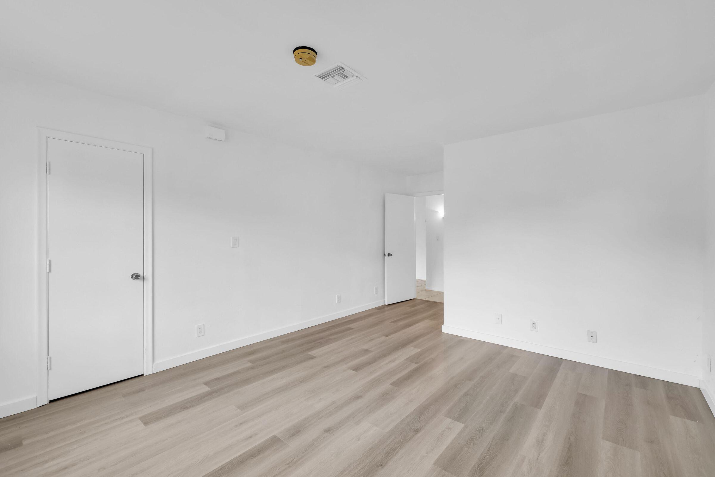 685 Ipswich Street, Unit 687 Boca Raton, FL 33487 - Photo 28 of 46 27