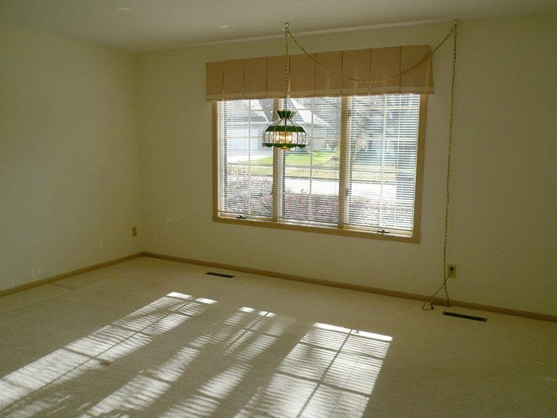 5474 Roanoke Road Rockford, IL 61107 - Photo 5 of 17 Gallery Image 5