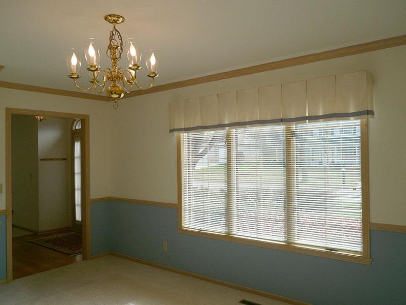 5474 Roanoke Road Rockford, IL 61107 - Photo 8 of 17 Gallery Image 8