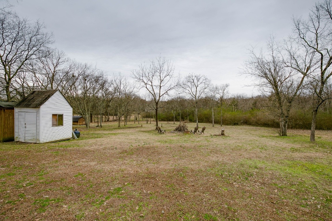 304 Randy Road Madison, TN 37115 - Photo 29 of 34 a view of backyard of house with green space