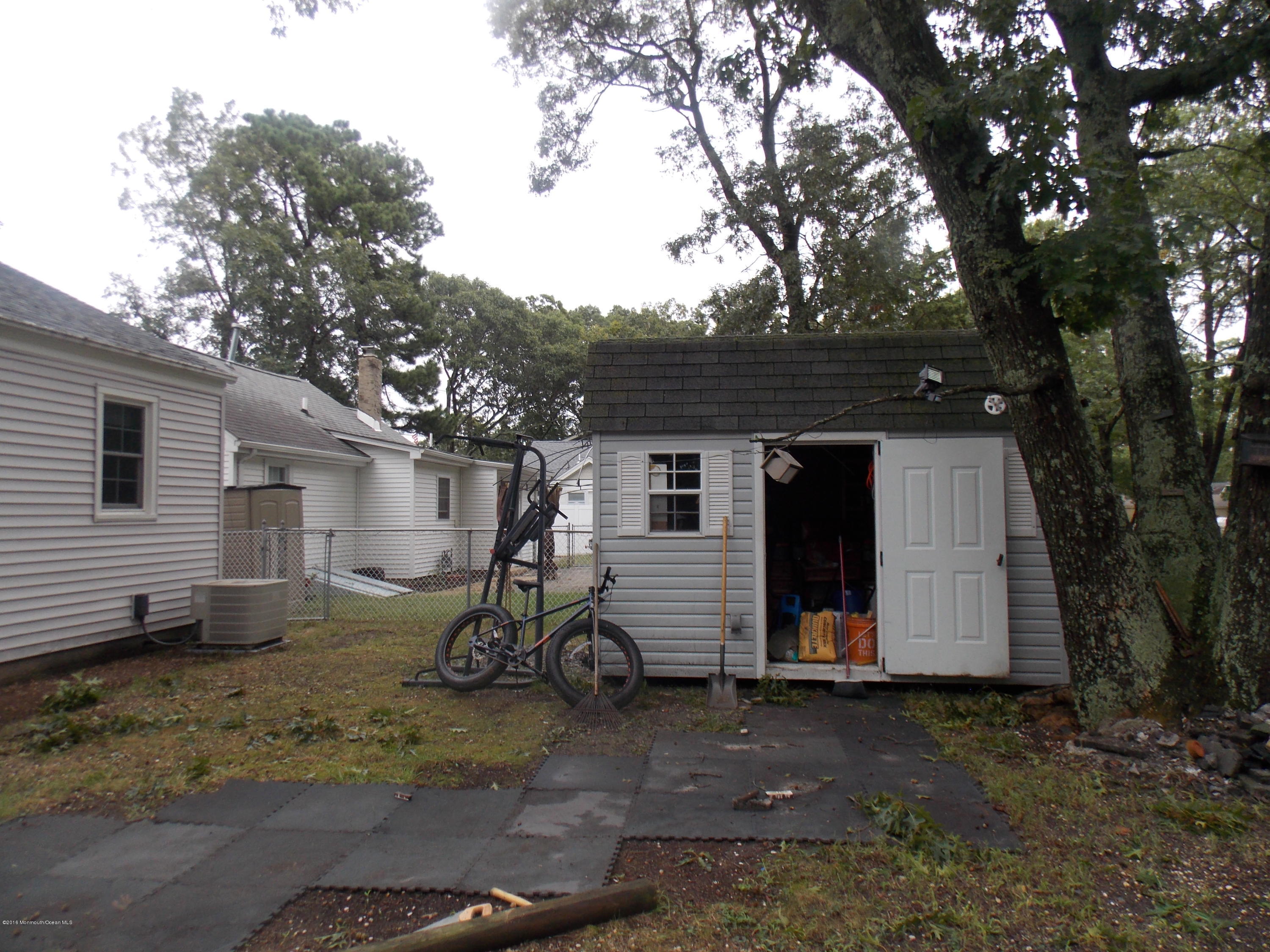 479 Mantoloking Road Brick, NJ 08723 - Photo 11 of 11 DSCN0324