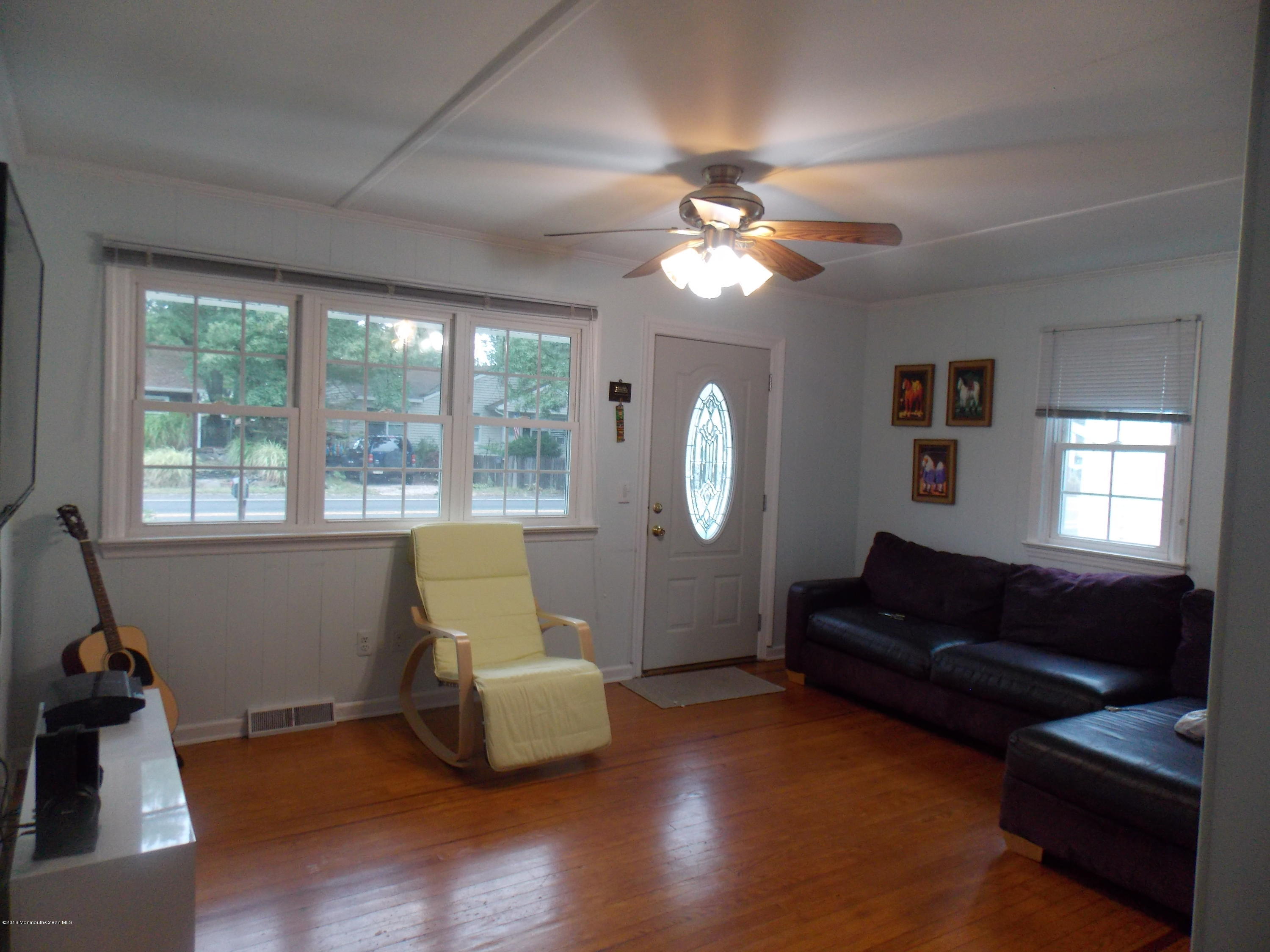 479 Mantoloking Road Brick, NJ 08723 - Photo 6 of 11 DSCN0315