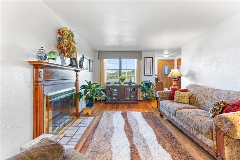 495 Long Drive Pittsburgh, PA 15241 - Photo 6 of 43