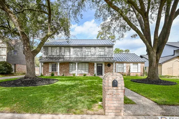 $2,950 | 5506 Pebble Springs Drive, Houston, TX 77066
