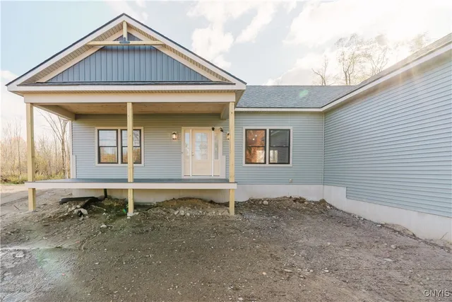 $450,000 | 2139 Lake Street, Sandy Creek, NY 13145